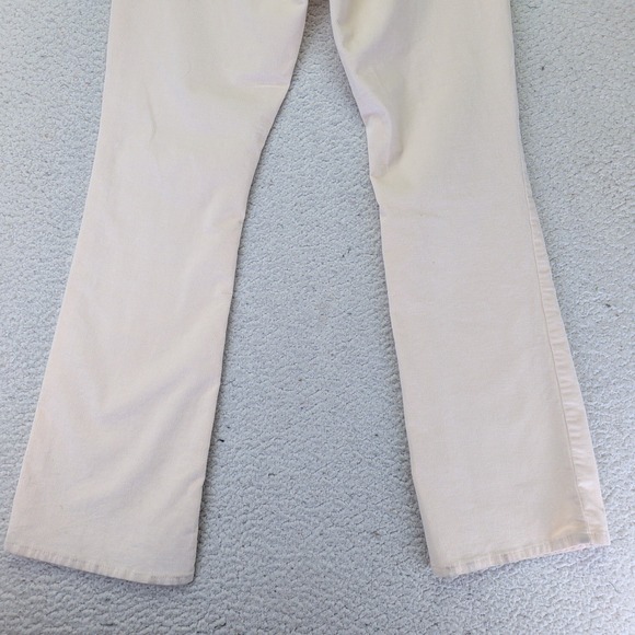Levis 725 High Rise Bootcut Corduroy Pants Cream Womens 29x32 - Picture 8 of 9